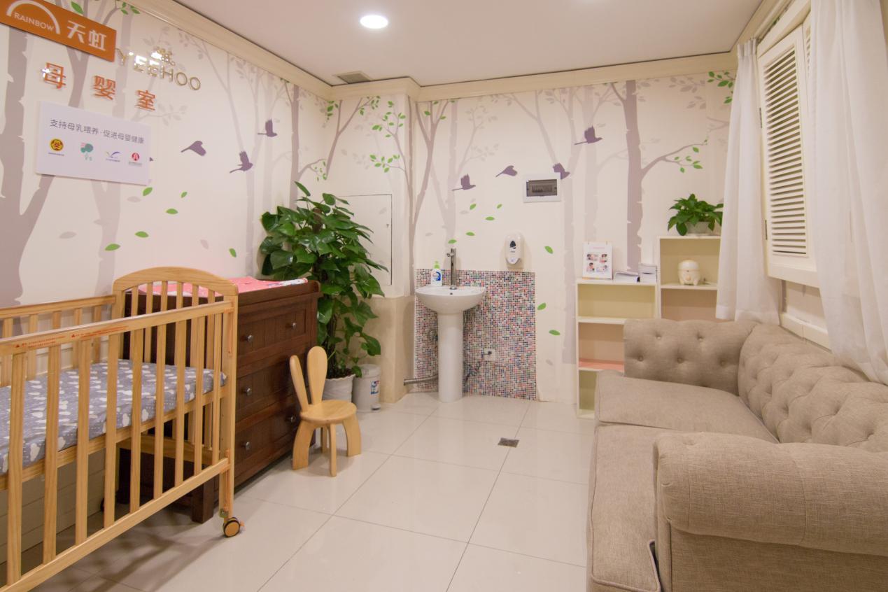 深圳已建成845间公共场所母婴室 年底将达1000间