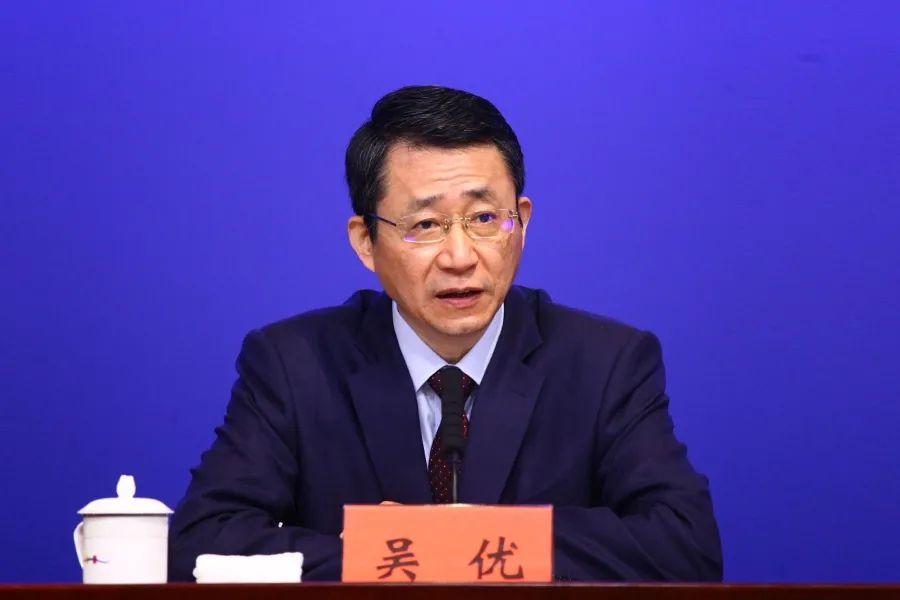 深圳新闻网首页市政府副秘书长吴优先生; 坪山区委书记陶永欣先生; 市