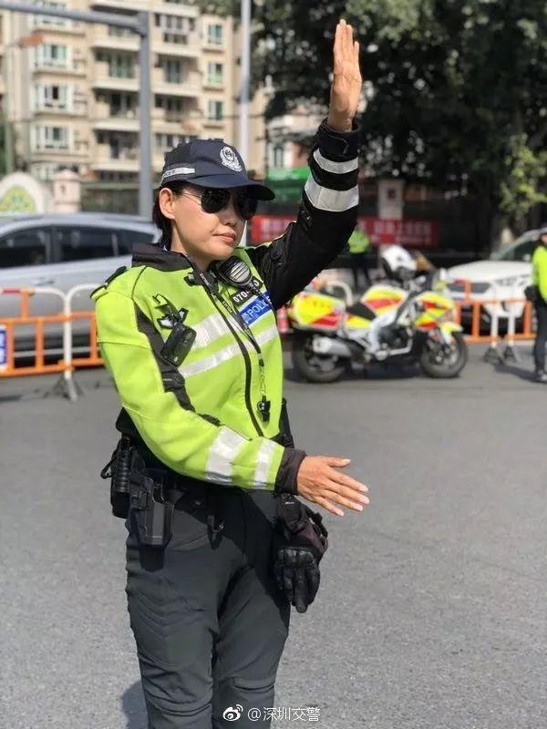 致敬这些警花警嫂们!_深圳新闻网