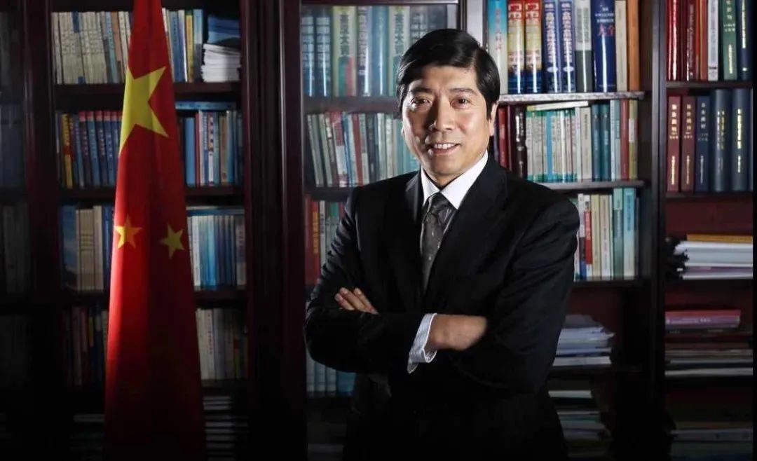 两会我关注推动高质量发展深圳的解题思路是什么