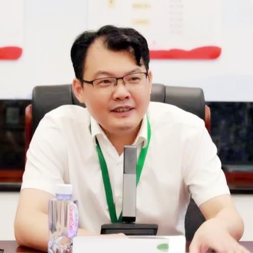 深圳外国语学校︵集团︶宝安学校谢志光我校秉持"教师为先,学生至上"