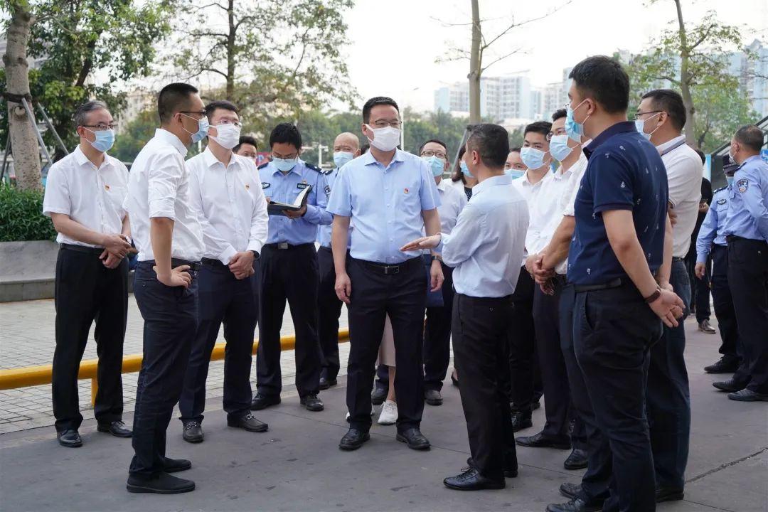 区委书记王卫到龙华公安分局调研政法队伍教育整顿工作