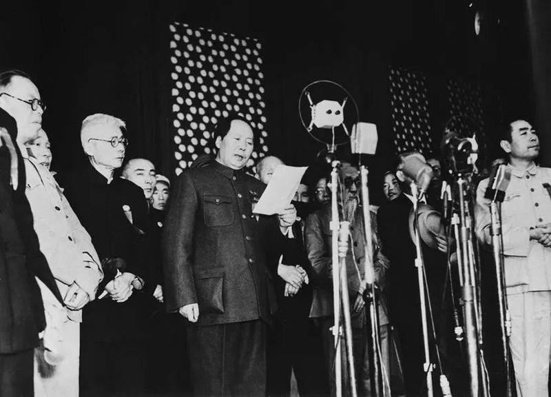 晨听早安光明百名青年讲百年党史第三十一期中华人民共和国的成立