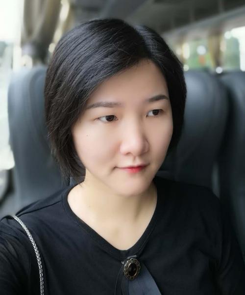 婚恋热线喜欢户外运动人资管理的湖南妹子求脱单