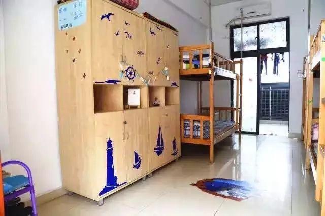 5月的周末再度与你共绘青春华师龙岗附中校园开放日应邀返场