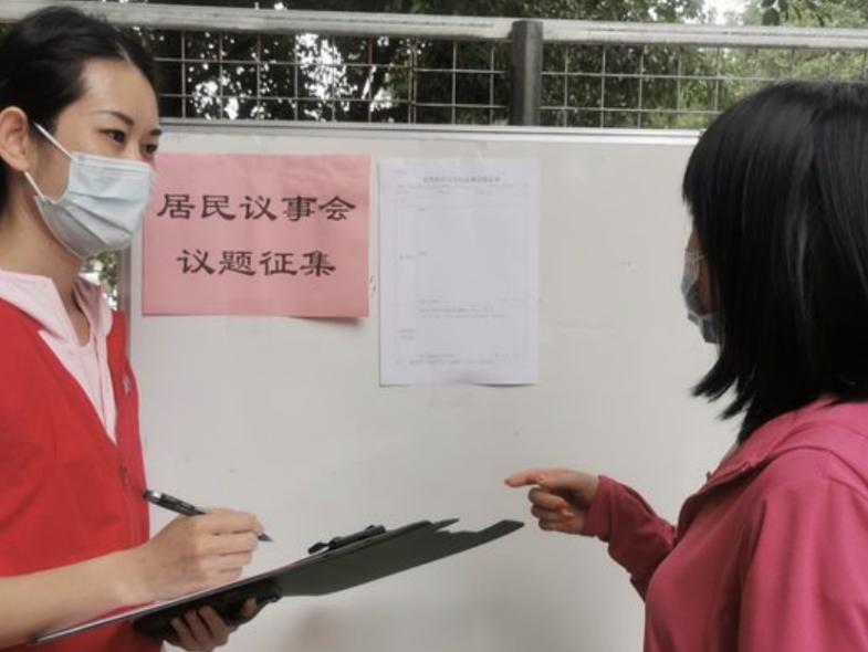 亲子运动"亲子趣味运动会活动,此活动共有100组亲子家庭组队参加.