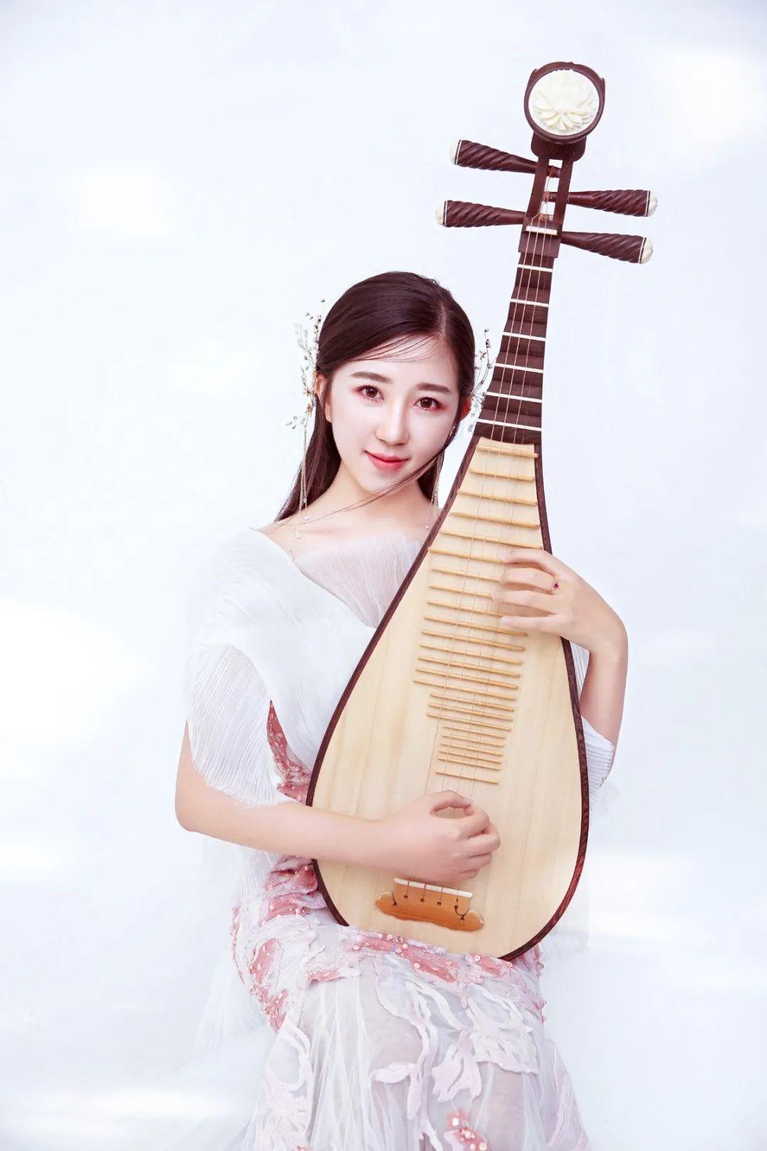 73琵琶:刘洋73扬琴:蒋元婧73竹笛:李小成我们在福田邀你与这