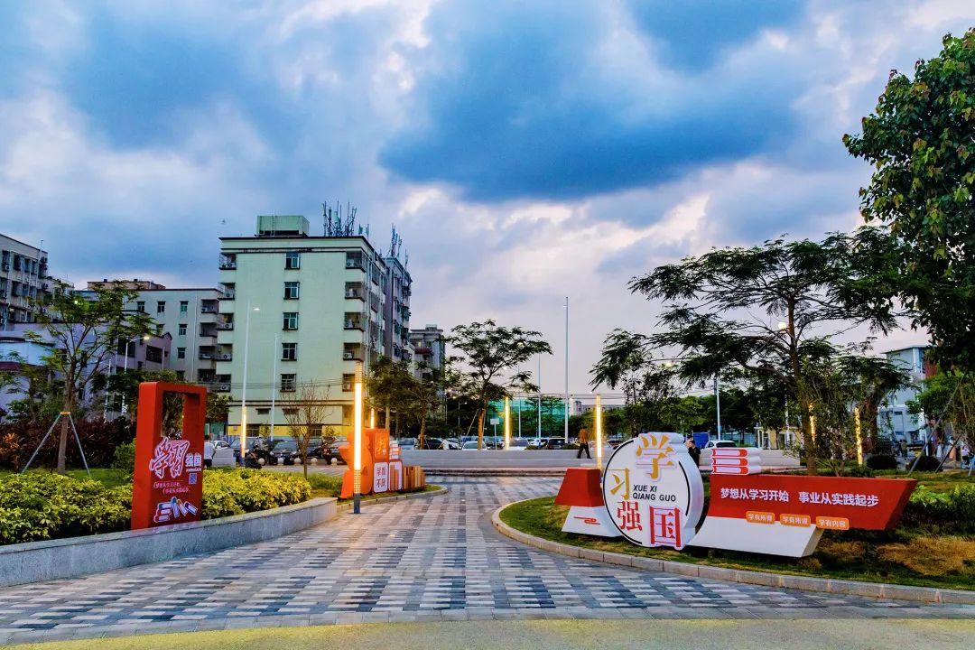 燕罗街道率先打造"学习强国"互动体验空间_深圳新闻网