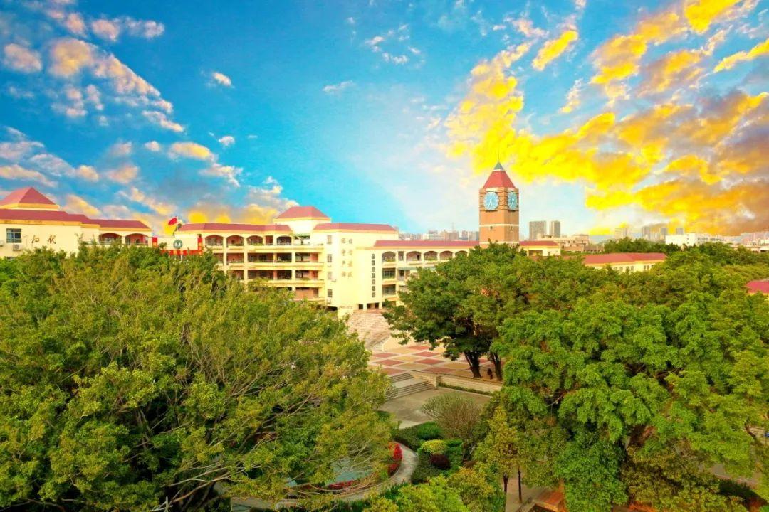 宝安区松岗中学相约美丽松中成就美好未来