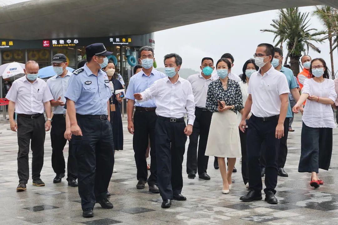 盐田区委书记陈清调研检查疫情防控和安全防护工作:筑牢端午期间疫情