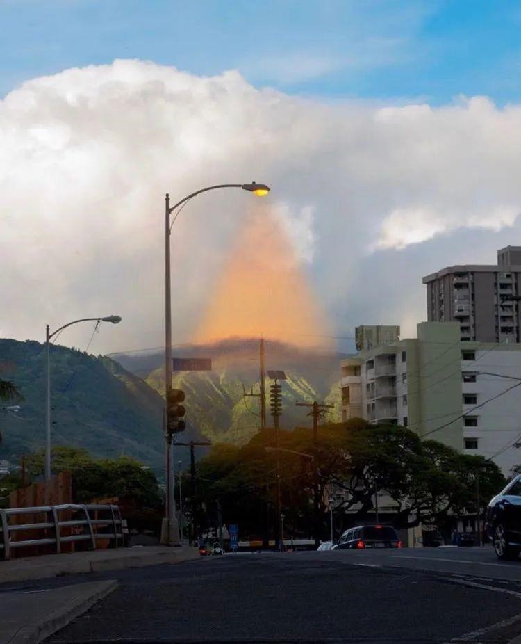 欣赏| 当代都市人的浪漫:kangheekim 超现实摄影