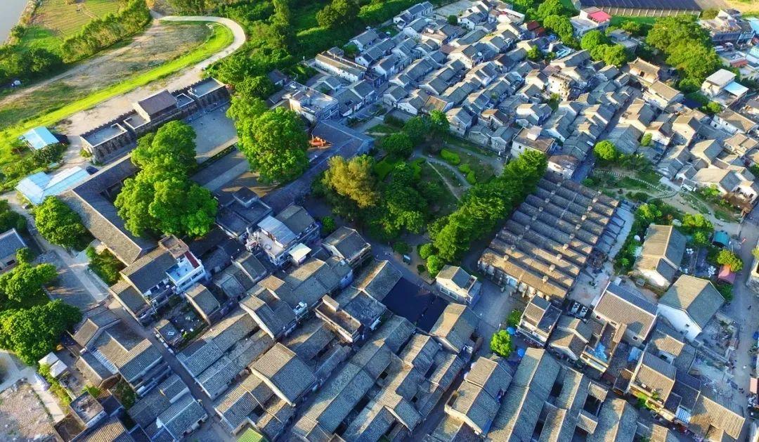 两批对大鹏所城南门,东门,刘起龙墓,东山寺石牌坊,赖恩爵振威将军第