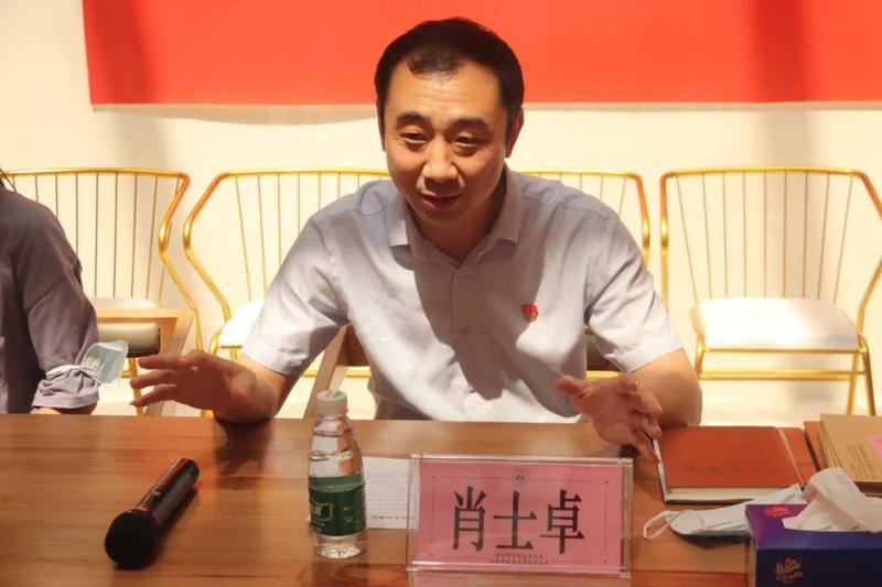 感恩有您丨罗湖区委卫生健康工委开展"七一"前夕走访慰问活动