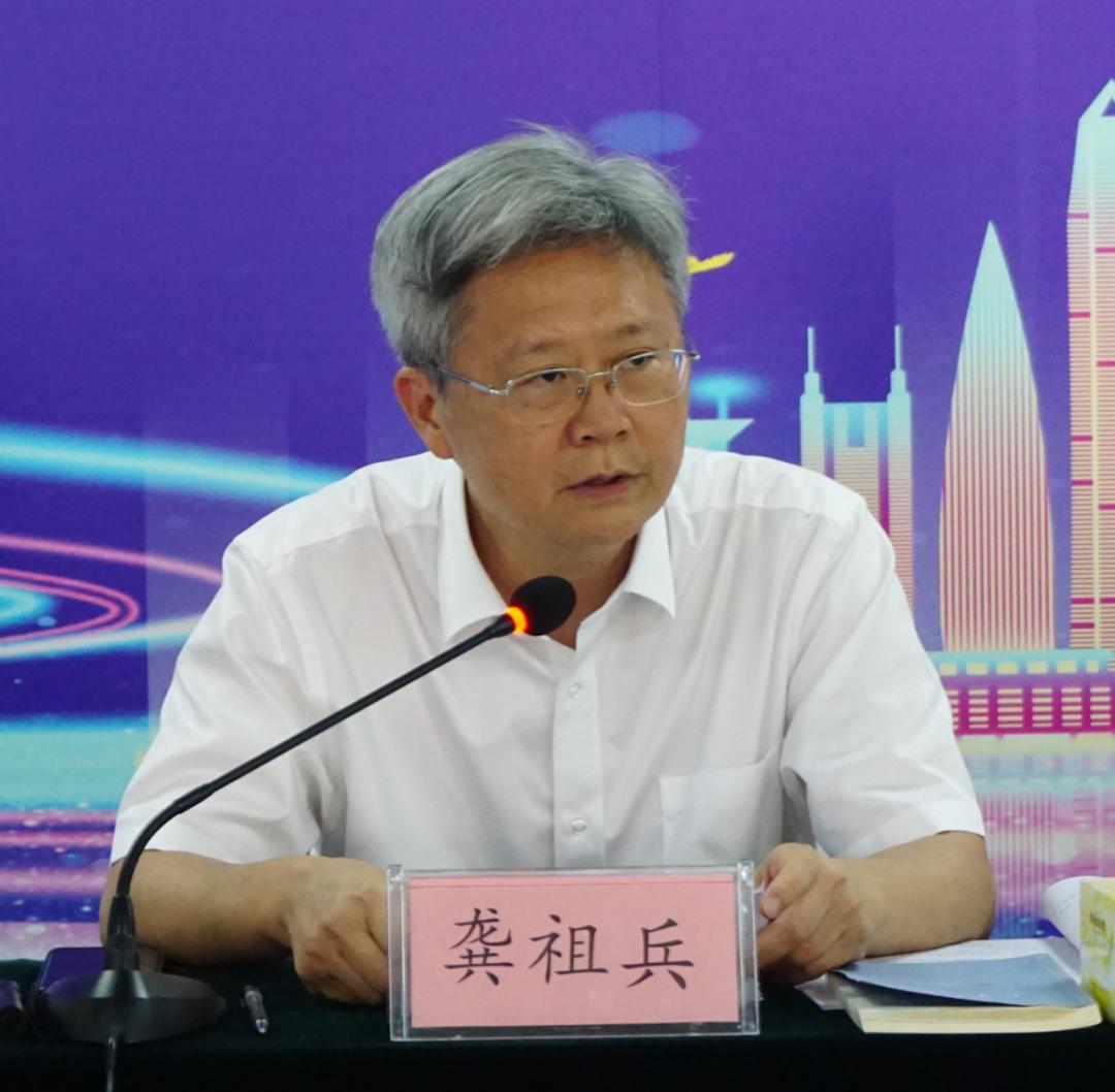 龚祖兵指出,下一步,区政协委员和区职能部门,街道要就如何抓落实进行