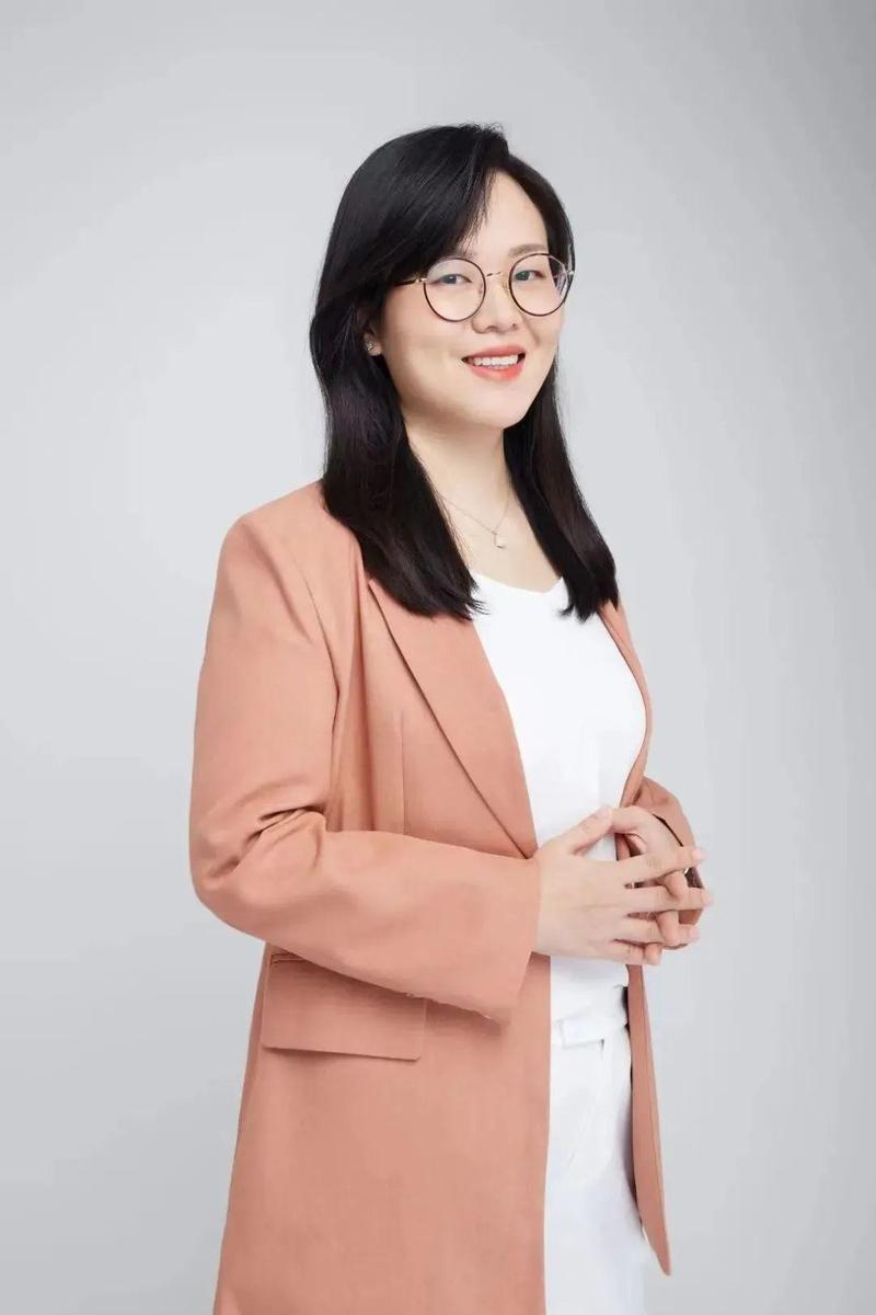 走进龙岗好教师系列 | 2021年龙岗"年度教师"提名奖王婧:心育为引