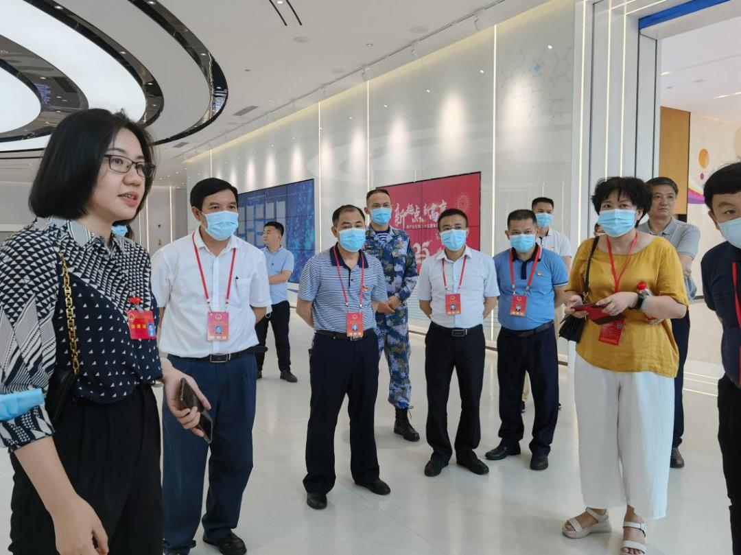 坑梓街道组织人大代表调研深圳国家生物产业基地