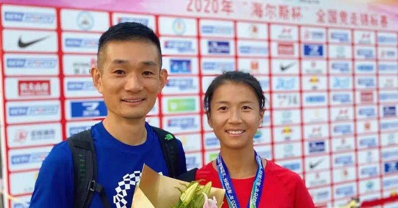 福田籍选手刘虹20公里竞走摘铜!四战奥运铸就竞走传奇!