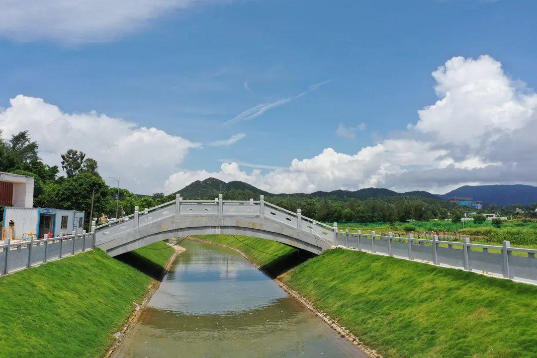 我为群众办实事福华德电力排洪渠大变样