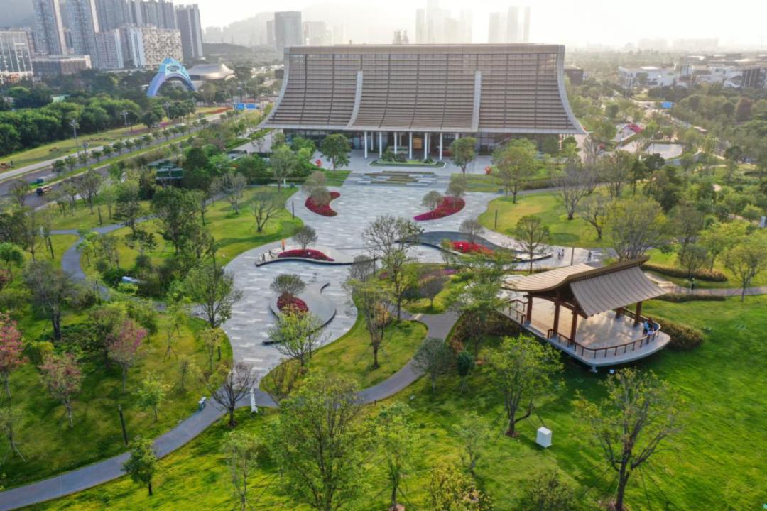 【技术博览】花映前海,落英缤纷!