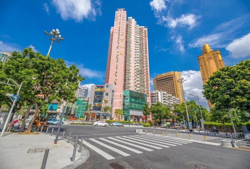 进来,接受「春风路」美颜暴击!
