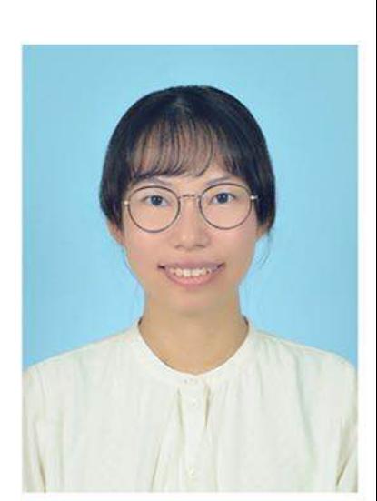 罗老师高级中学美术教师资格证书获得广西区区计算机一级证书,精通