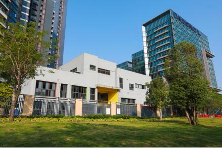 2021年秋季,幼儿园告别借址办园,正式开园迎新,招收7个幼儿班,其中