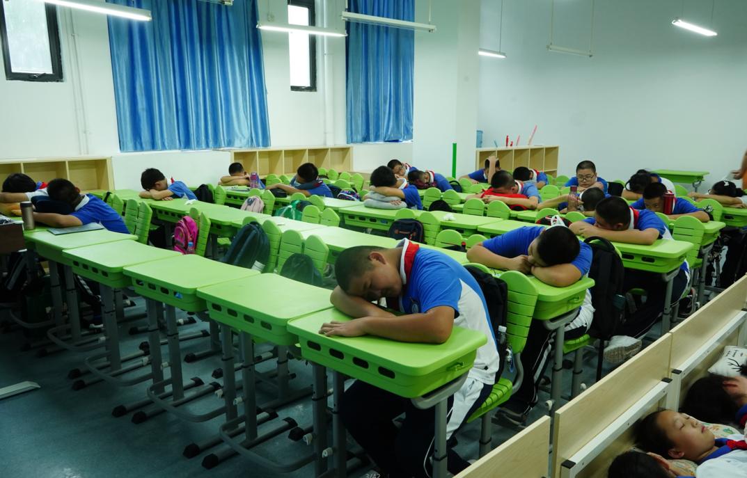 麒麟二中网红床火遍朋友圈带你一探究竟