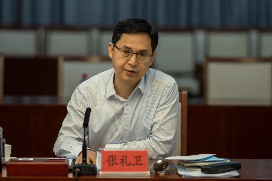 庆祝第37个教师节大会龙岗这些优秀单位和个人获表彰