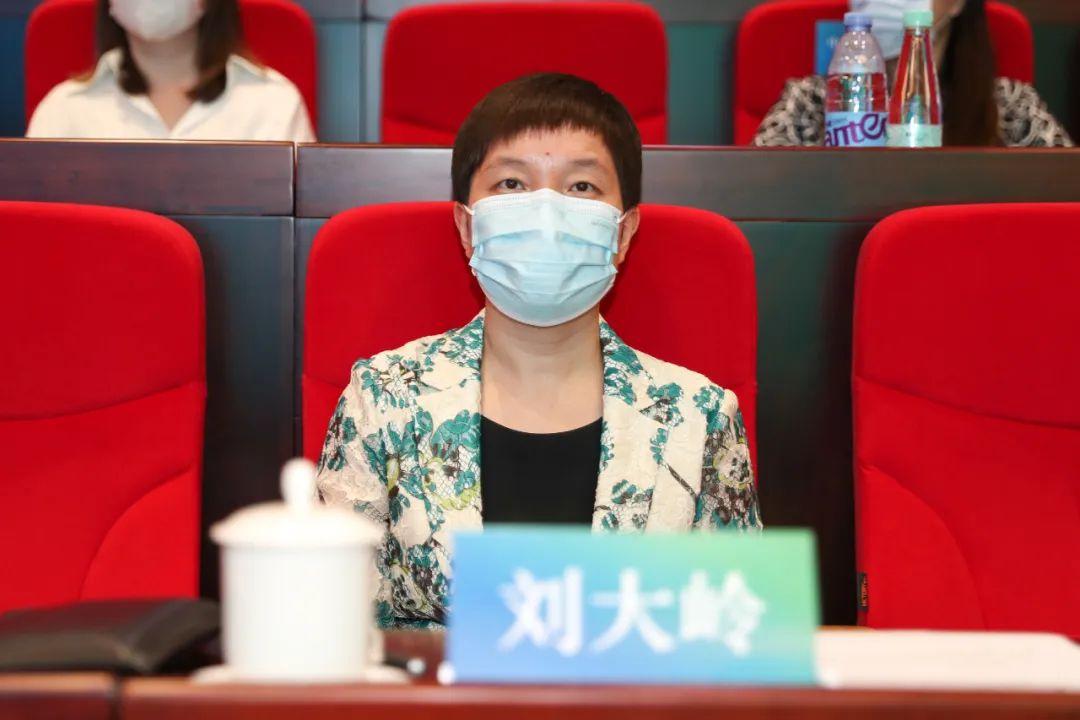 莱,光明区委副书记,区长蔡颖,深圳市文化广电旅游体育局副局长刘大岭