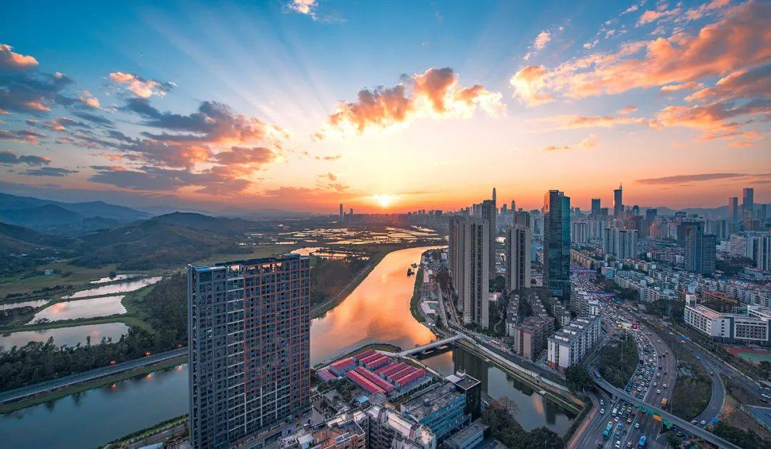 深圳:突出改革特色 坚持干在实处_深圳新闻网