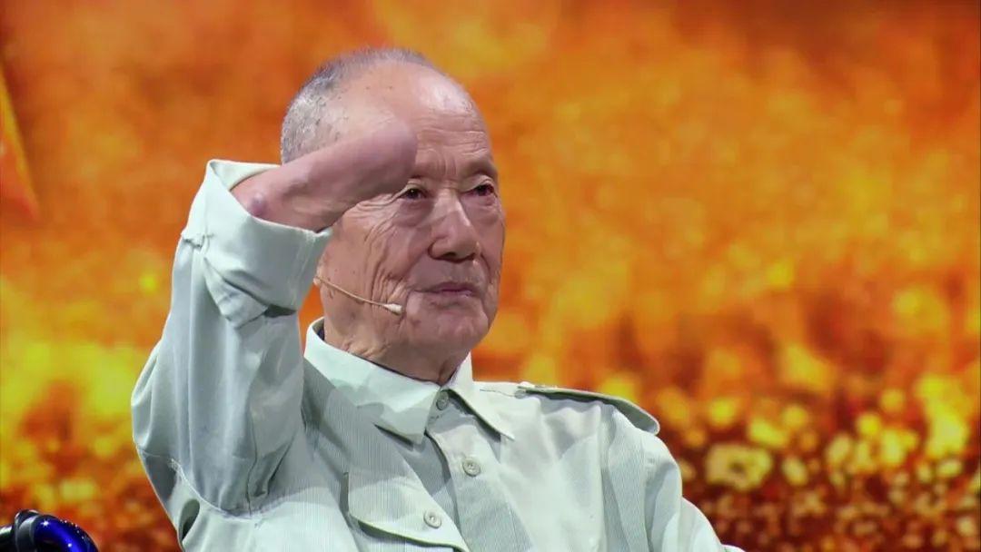 宋阿毛手写卡片(资料图)耸立在我的阵地上"我也要高傲地哪怕是冻死