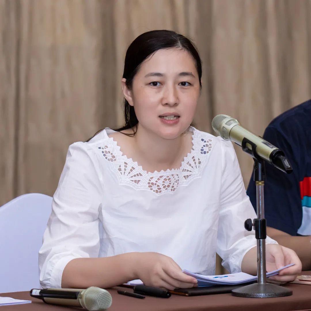 委员之声朱敏加强家政服务规范管理促家政服务高质量发展