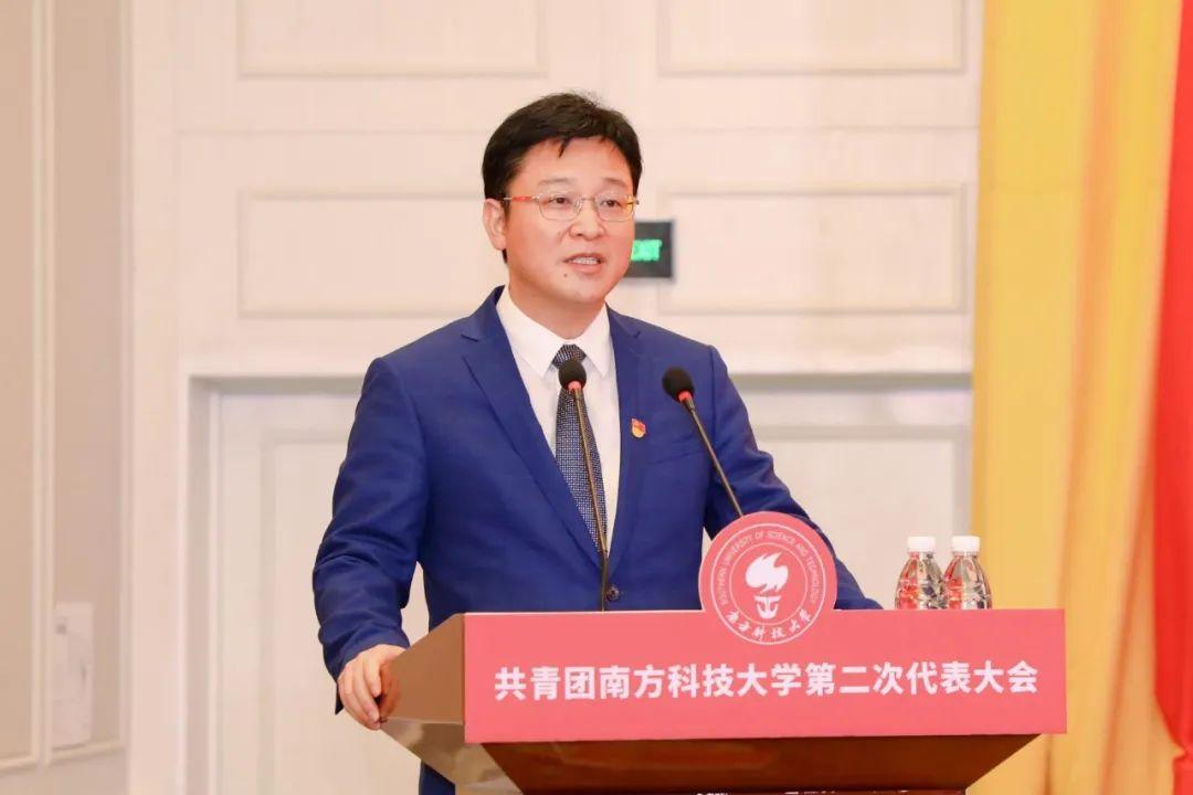 高大伟致辞一要突出围绕大局的鲜明导向紧紧围绕校党委的中心工作这