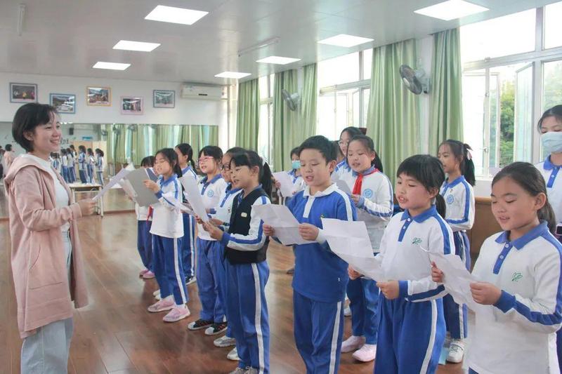 【南山"双减"在行动】南山小学:打造"双减"下的多元教育时空_深圳新闻