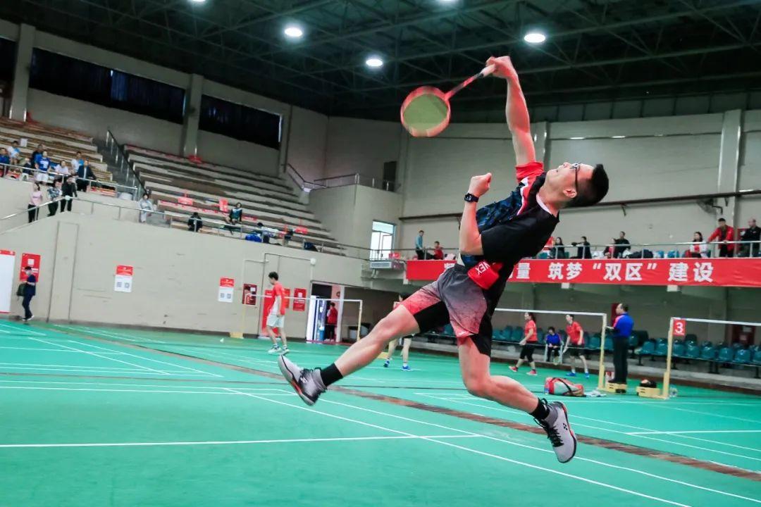 前国家队运动员都来了,这样的羽毛球赛你一定没见过!