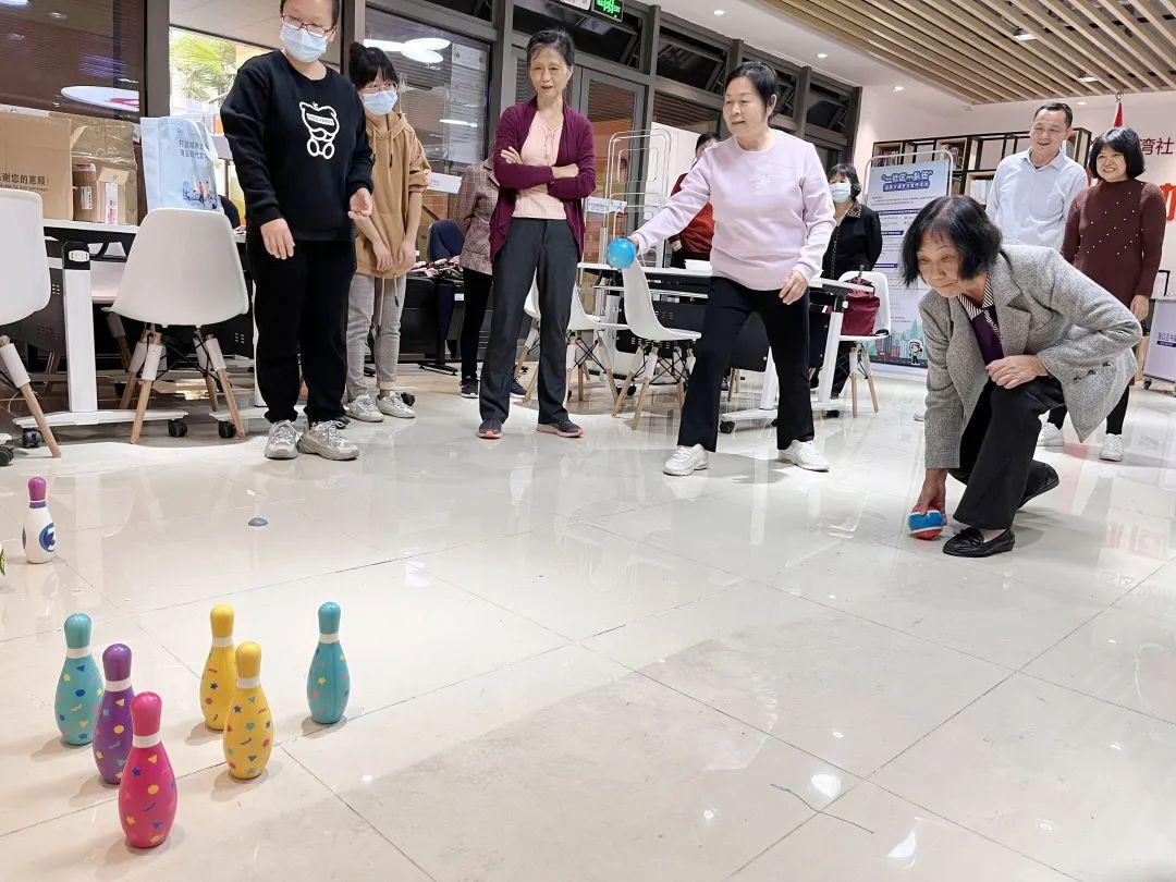 疯狂保龄球