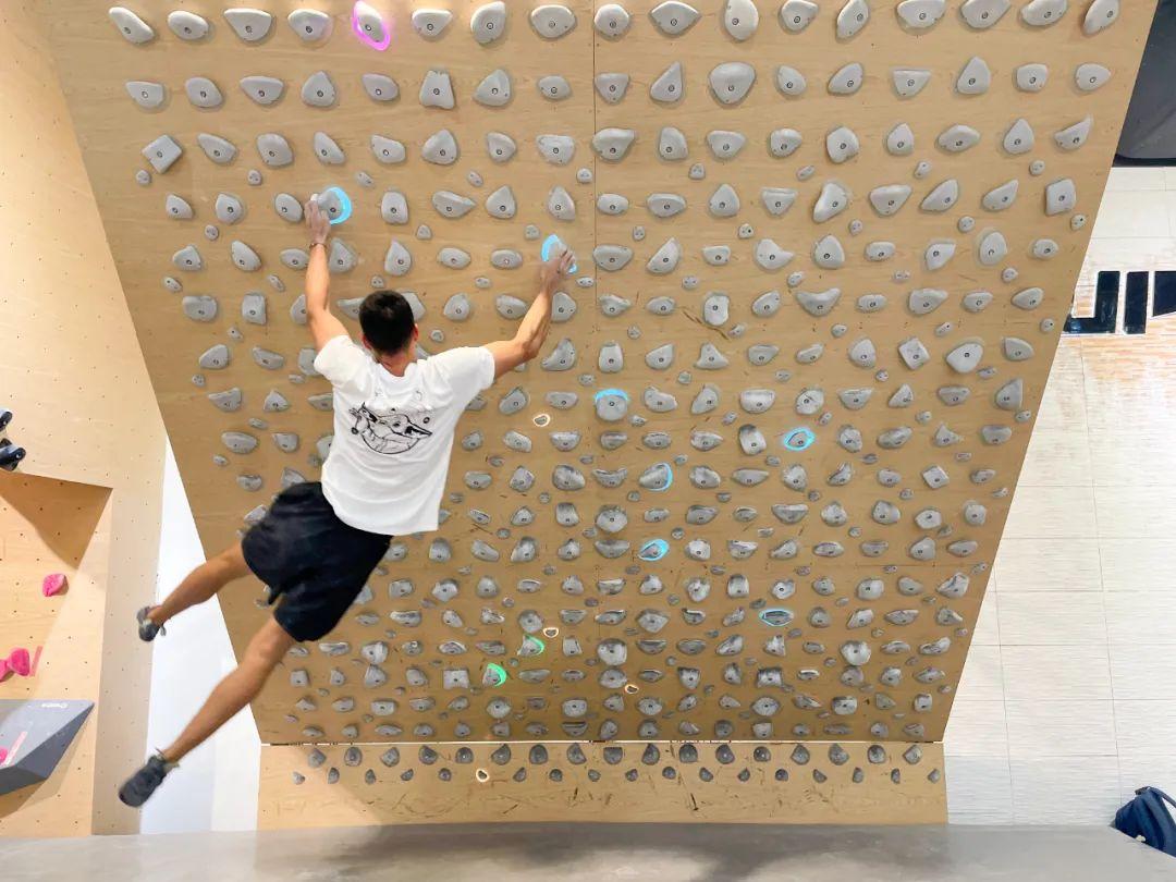 墙就是用来爬的这家室内攀岩馆等你征服送体验名额