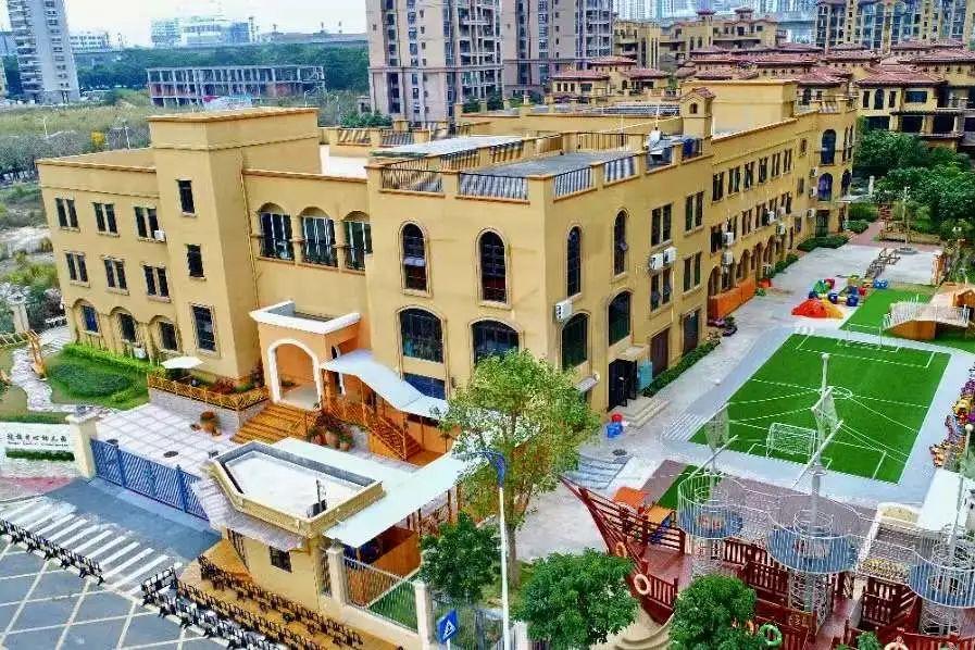 坑梓中心幼儿园幼儿园创建交通安全,户外体育大循环,走班式社团,快乐