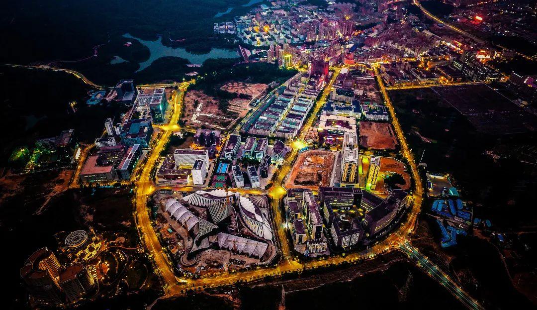 新兴产业两会新观察 | 探寻零碳园区的“绿色密码”