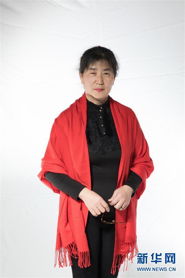 周秋英,54岁,重症肌无力患者 2015年4月,周秋英被诊断为重症肌无力.