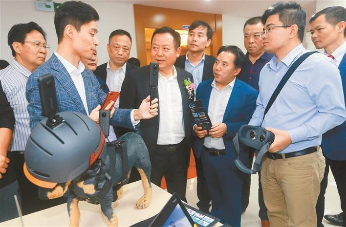 大湾区VR/AI产业创新中心在深圳正式启动