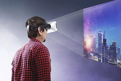 银河幻影助力耳东影业VR影城开放 打造新型消费体验