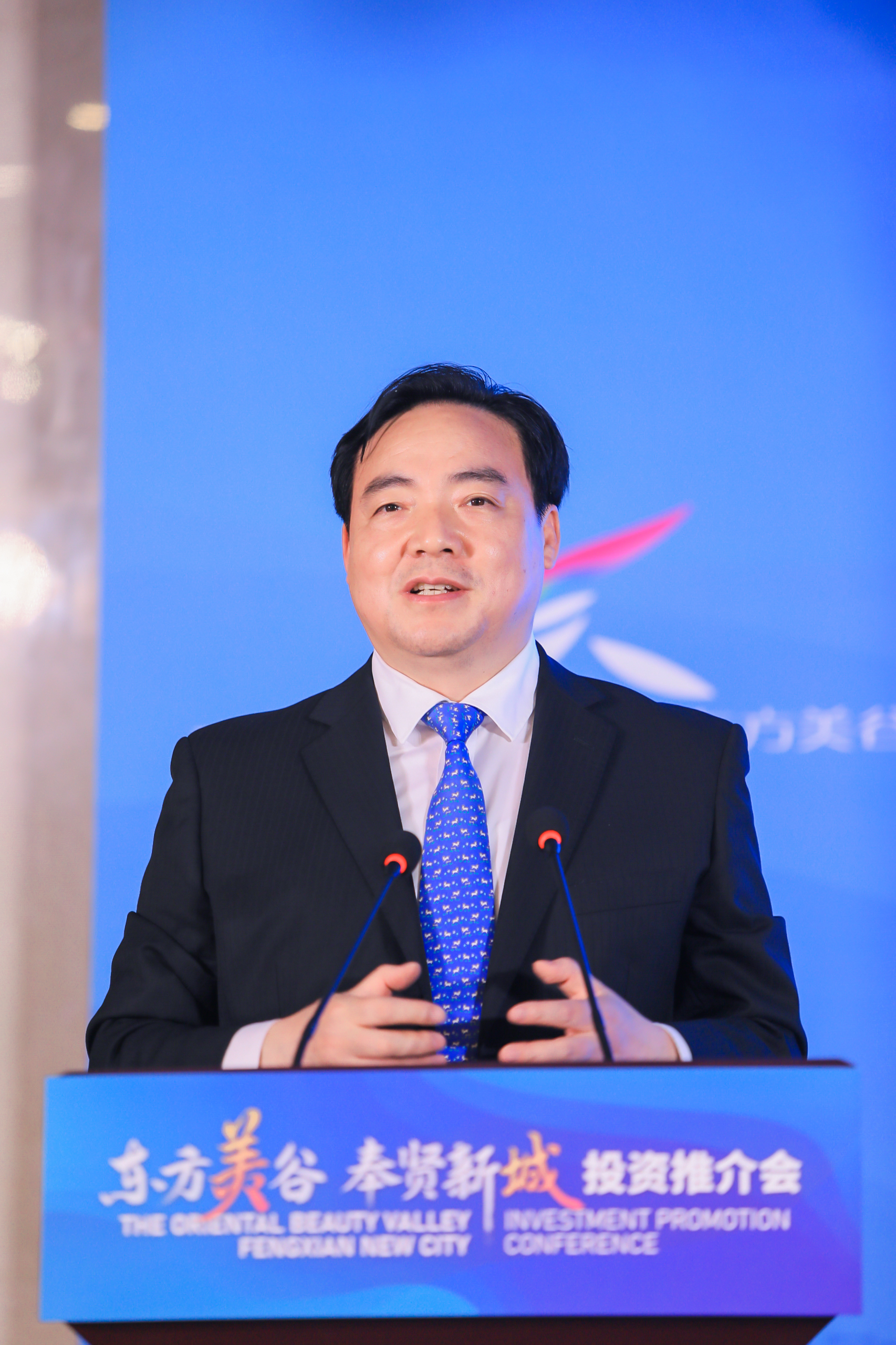奉贤区委书记庄木弟表示:我们这座南上海未来的中心城市,正焕发新的