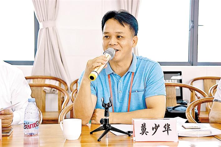 区一届人大代表莫少华:急民之所急 应民之所求