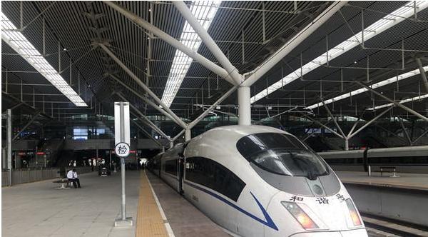 【民生实事】受台风“黑格比”影响 8月3日深圳北站部分列车停运