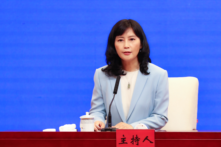 人:深圳市七届人大一次会议筹备处宣传组组长,深圳市委宣传部副部长