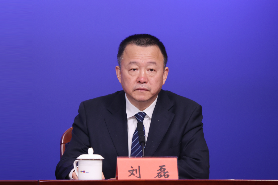 发布人市第三人民医院党委书记刘磊