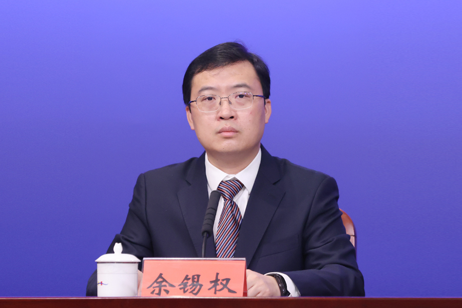 发布人深圳市工业和信息化局局长余锡权