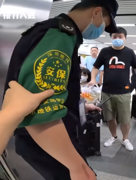 18次爱心接力 盲人女孩跨越140公里的无障碍之旅